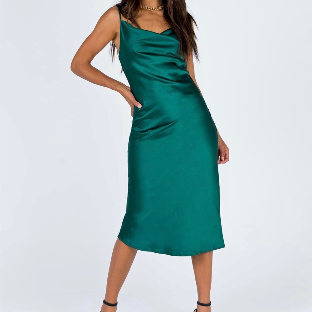Green dress